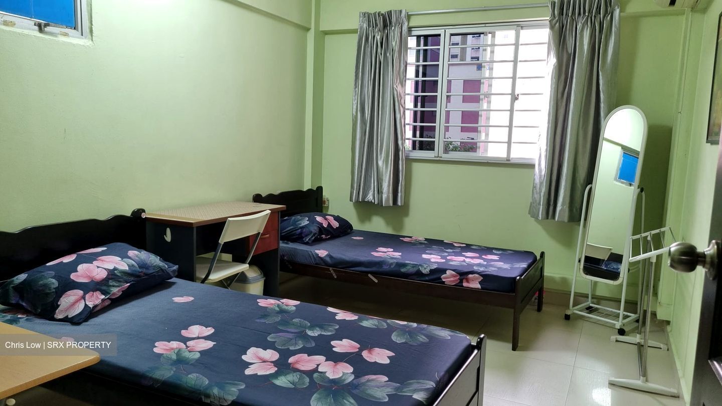 Yishun Ring Road (Yishun),  #566923181